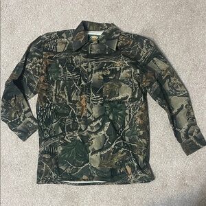 Cabelas for kids Camouflage boys hunting  Shirt- kids 10